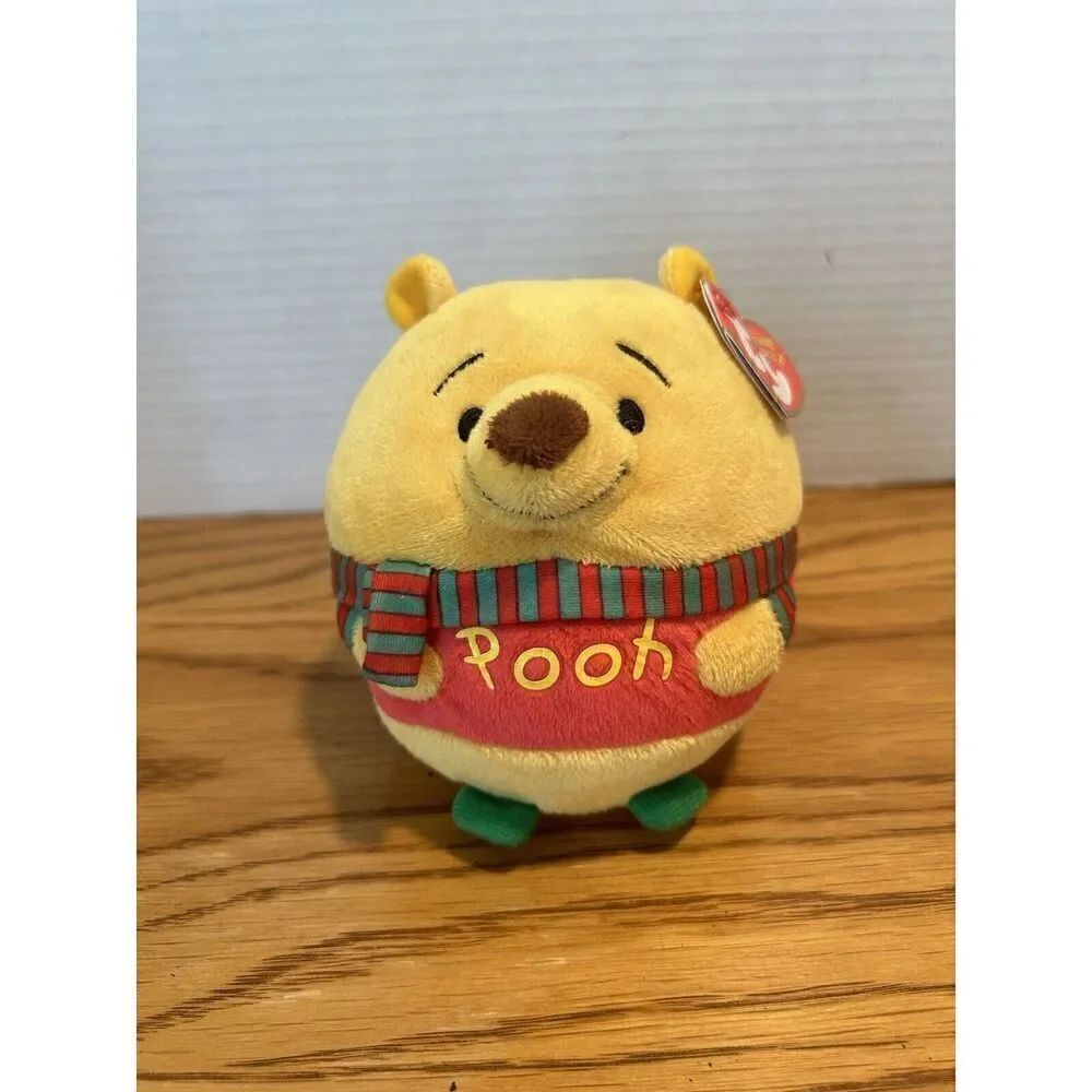 Ty Beanie Ballz WINNIE THE POOH Christmas Holiday Regular Size - 5 Inch
